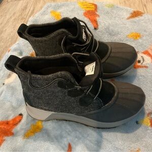 Sorel Kids Black and Gray Boots